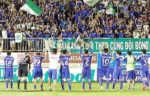 Vòng 25 V-League 2015: HAGL chính thức trụ hạng