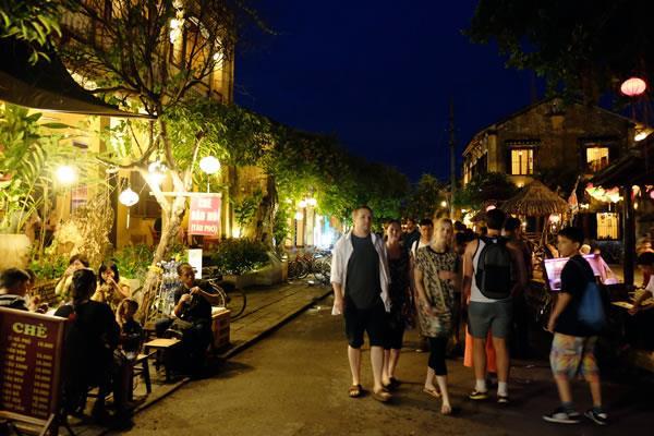 Chung tay vì ANTT phố cổ