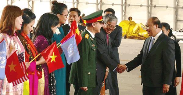 Thủ tướng Nguyễn Xuân Phúc đến New York, bắt đầu thăm Hoa Kỳ