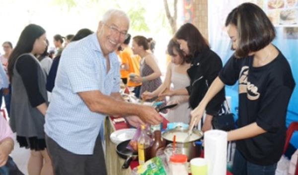 Giao lưu văn hóa Việt - Pháp