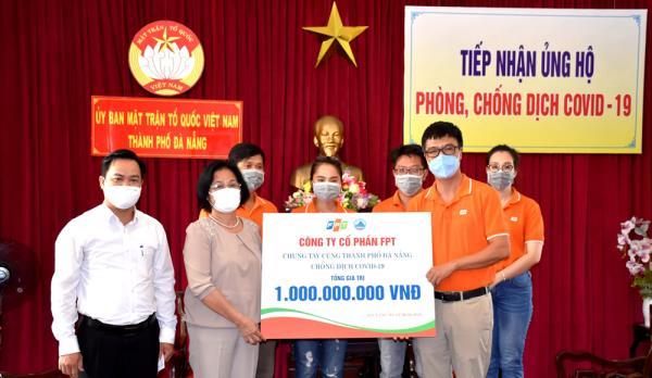 Tiếp nhận hơn 1 tỷ đồng ủng hộ phòng, chống dịch Covid-19