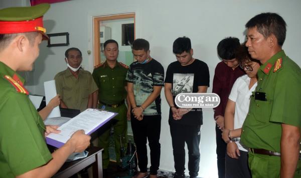 Phá đường dây làm bằng đại học, chứng chỉ giả liên tỉnh