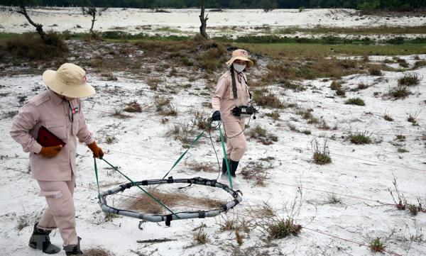 Hành trình hướng đến tỉnh đầu tiên an toàn với bom mìn