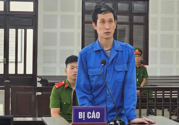 Vào tù vì đâm con nợ trọng thương