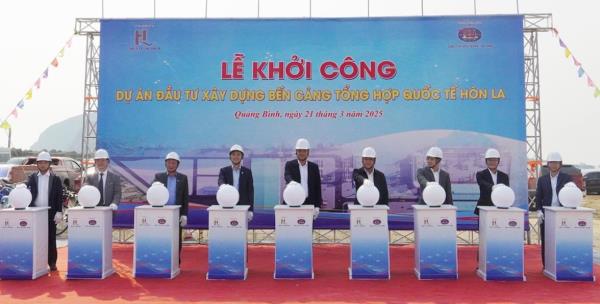 Quảng Bình khởi công bến cảng tổng hợp quốc tế gần 2.300 tỷ đồng