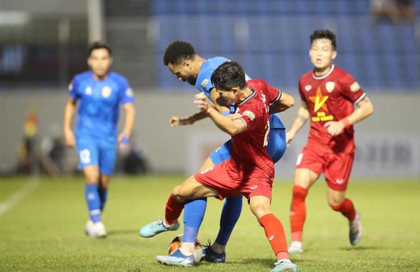 Trước quãng nghỉ V.League 2023/24: Miền Trung cố lên