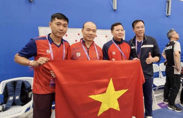 Xạ thủ Ngô Hữu Vương giành HCB đầu tiên cho Thể thao Việt Nam ở ASIAD 19