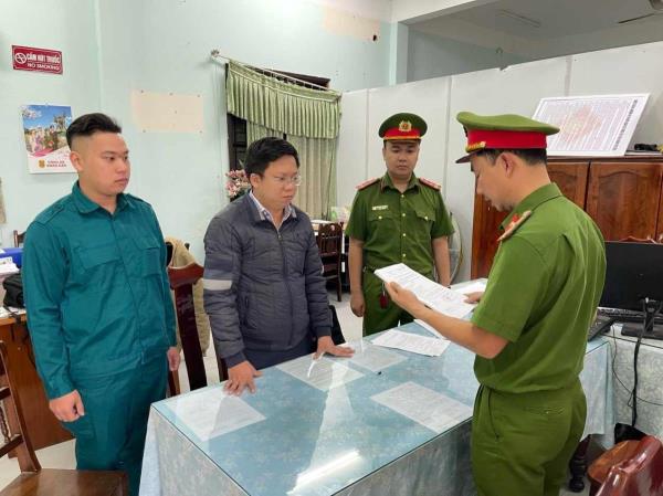 Bắt giám đốc phòng giao dịch chi nhánh Nam Phước ngân hàng An Bình