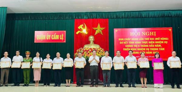 Quận ủy Cẩm Lệ, Sơn Trà chỉ đạo triển khai quyết liệt việc thực hiện nghị quyết về nhiệm vụ trọng tâm năm 2024