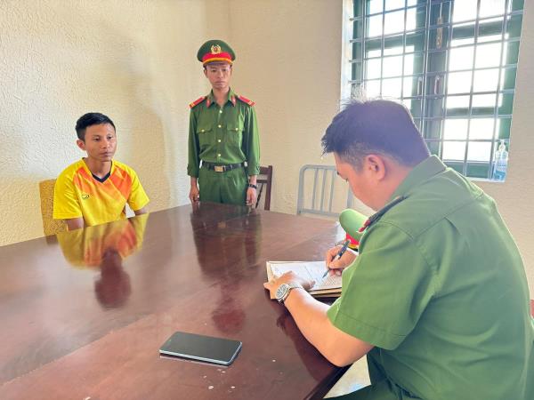 Trộm xe đi cướp giật