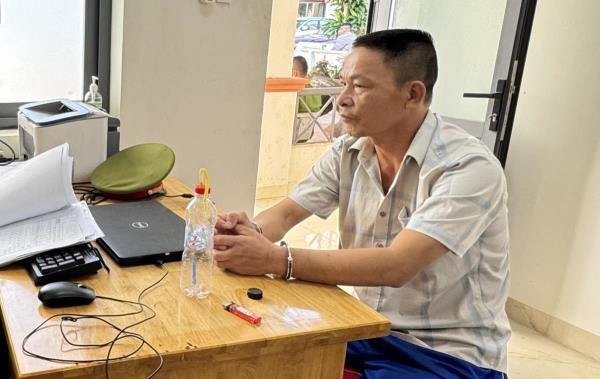 Chuyển vùng đập đá vẫn không thoát