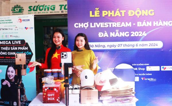 Đà Nẵng: Miễn phí 1 tháng tư vấn hướng dẫn tiểu thương livestream bán hàng trực tuyến
