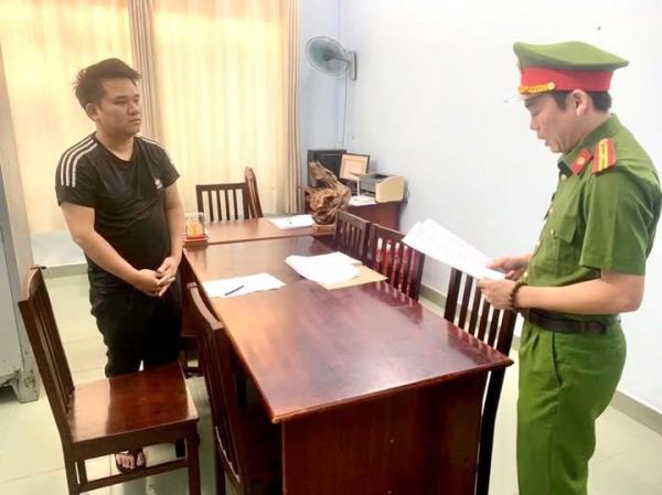 Khởi tố kẻ trộm