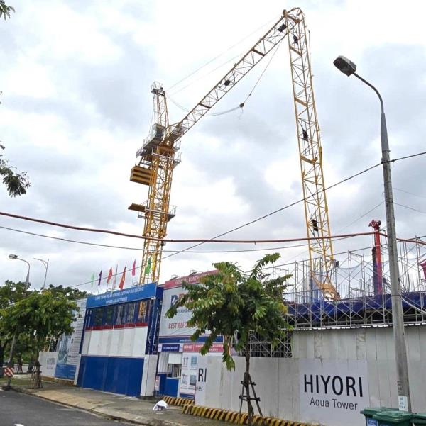 Gãy cần trục tháp cẩu gây chết người