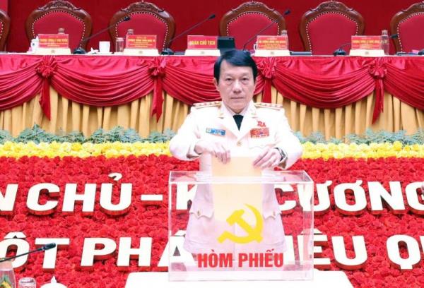 Bế mạc Đại hội đại biểu Đảng bộ Công an Trung ương lần thứ VIII