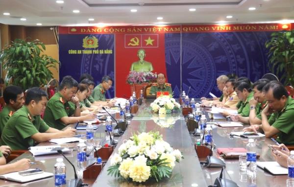 Quyết tâm xử lý vi phạm về khai thác hải sản bất hợp pháp