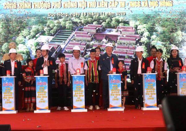 Đà Nẵng, Quảng Ngãi, Gia Lai đồng loạt khởi công xây dựng 16 trường phổ thông nội trú liên cấp ở vùng biên giới