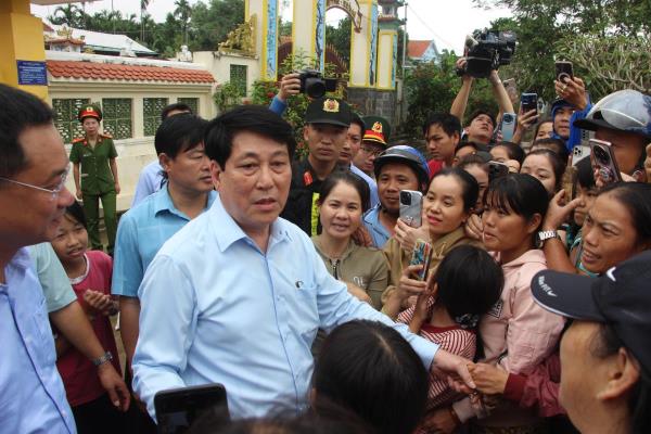 Chủ tịch nước Lương Cường dự Ngày hội đại đoàn kết toàn dân tộc tại mảnh đất anh hùng Gò Nổi