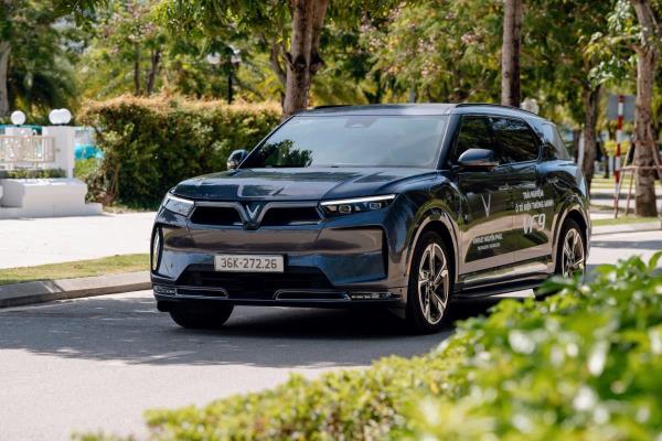 Doanh nhân sở hữu VF 9: Tự hào giới thiệu tới bạn bè quốc tế mẫu xe flagship của VinFast