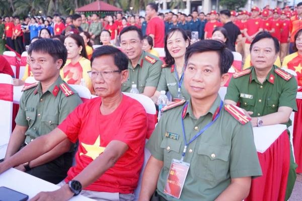 Lan tỏa khí thế từ Đà Nẵng trong hành trình Cùng Việt Nam tiến bước