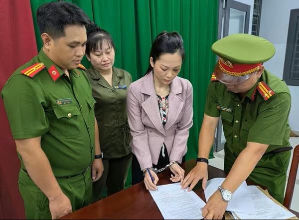 Lời khai của bà chủ phòng khám nha khoa Tuyết Chinh hành hung khách hàng