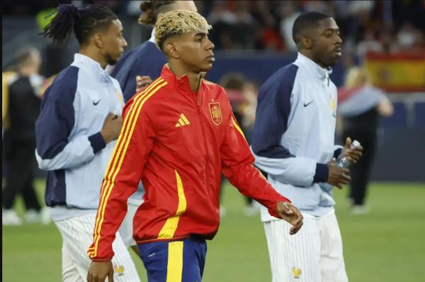 Quả bóng Vàng 2025 là cuộc cạnh tranh giữa Barca và PSG?