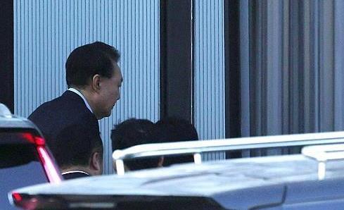 Tổng thống Hàn Quốc Yoon Suk Yeol đã bị bắt