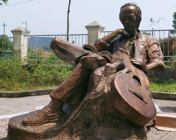 Huế dự kiến đặt tượng cố nhạc sĩ Trịnh Công Sơn tháng 11-2023