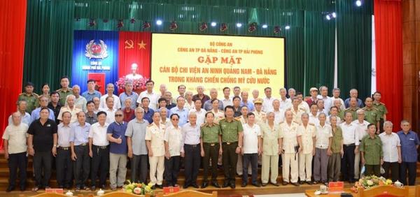 Lực lượng An ninh Hải Phòng kề vai sát cánh với An ninh Quảng Nam - Đà Nẵng đánh thắng giặc Mỹ xâm lược
