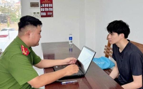 Mất 2,5 tỷ đồng vì bị kẻ gian giả danh nhân viên điện lực, dụ cài ứng dụng EVN giả mạo