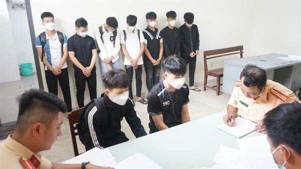 Công an Hải Châu làm rõ nhóm lạng lách, đánh võng rồi quay clip đăng lên mạng xã hội