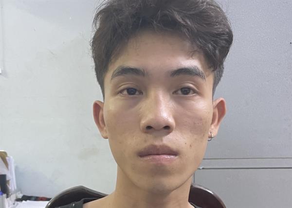 Quay ra rồi lại quay vào