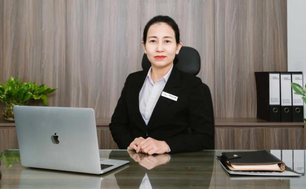 Cha bỏ đi, mẹ làm thế nào để bán nhà?