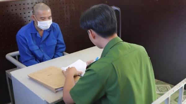 Trợ lý giả lừa tiền thật