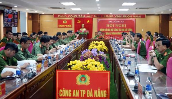 Lực lượng Cảnh sát quản lý hành chính chuyển đổi trạng thái từ thủ công sang công nghệ