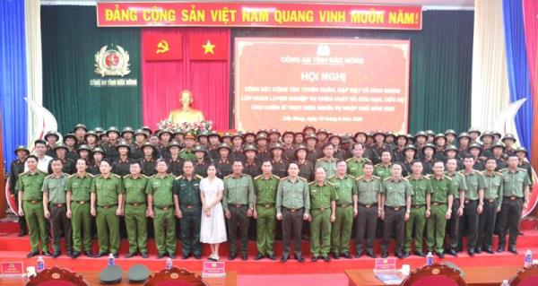 Công an Đắk Nông tổng kết công tác tuyển quân và gặp mặt chiến sĩ thực hiện nghĩa vụ tham gia CAND năm 2023