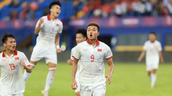 U22 Việt Nam - U22 SingApore (3-1): Tuyển nữ gọi, U22 Việt Nam trả lời