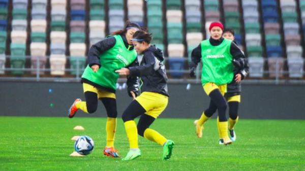 Tuyển nữ Việt Nam tập buổi cuối, sẵn sàng đấu New Zealand