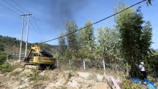 Ù lì bị cưỡng chế