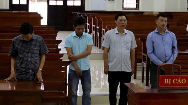 Tuyên án nhóm cán bộ BQL dự án Môi trường  và Biến đổi khí hậu TP Đồng Hới