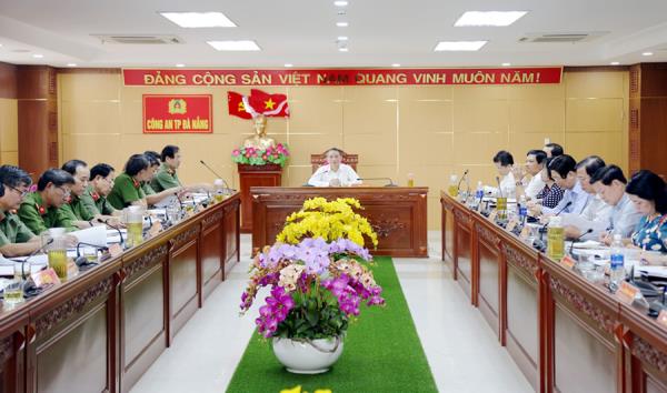 Chuẩn bị tốt về nhân sự, nội dung tổ chức Đại hội Đảng bộ CATP lần thứ XIV