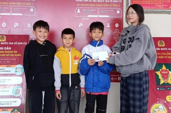 Hành động đẹp của 3 học sinh