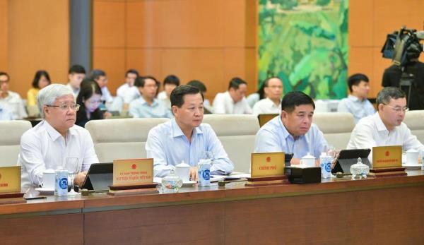 Phải có bàn tay quản lý của Nhà nước để can thiệp vào thị trường