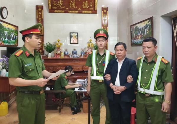 Bắt khẩn cấp đối tượng giả danh luật sư lừa đảo chiếm đoạt tài sản