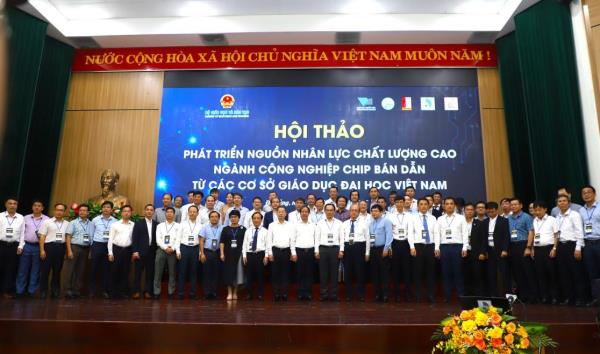 Sứ mệnh đào tạo, bồi dưỡng nhân tài cho đất nước