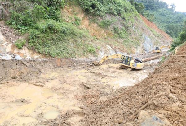 Mở tuyến tránh trên Quốc lộ 14E để xe ô-tô lưu thông