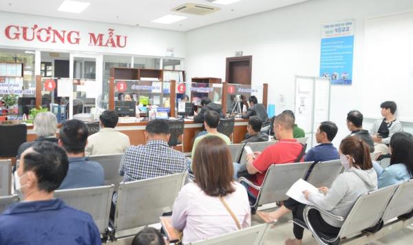 Đà Nẵng: Không có cảnh ùn ứ người đi làm thủ tục cấp đổi giấy phép lái xe