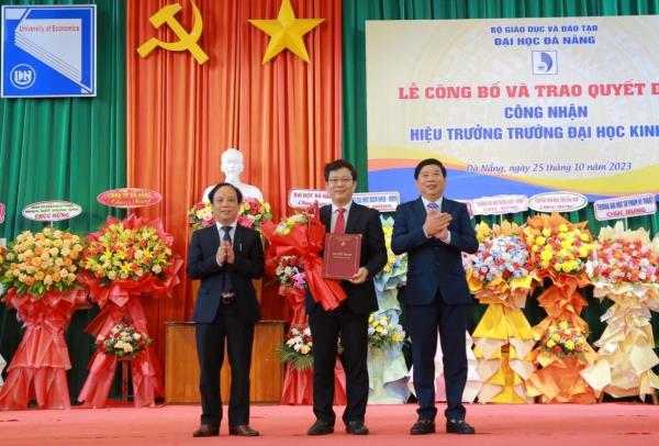 Trường Đại học Kinh tế Đà Nẵng có tân Hiệu trưởng