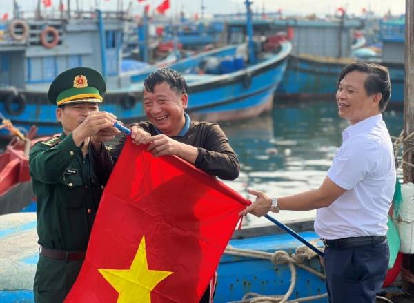 Lá chắn thép bảo vệ chủ quyền biển, đảo