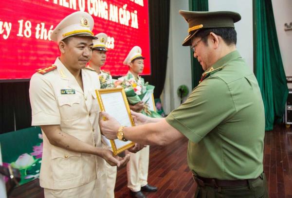 Công an Đắk Lắk bổ nhiệm 169 điều tra viên ở Công an cấp xã